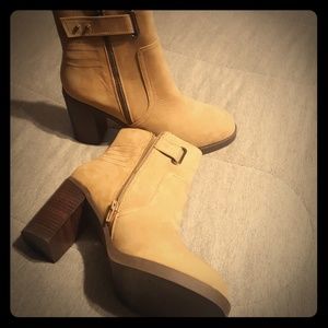 Ankle boots